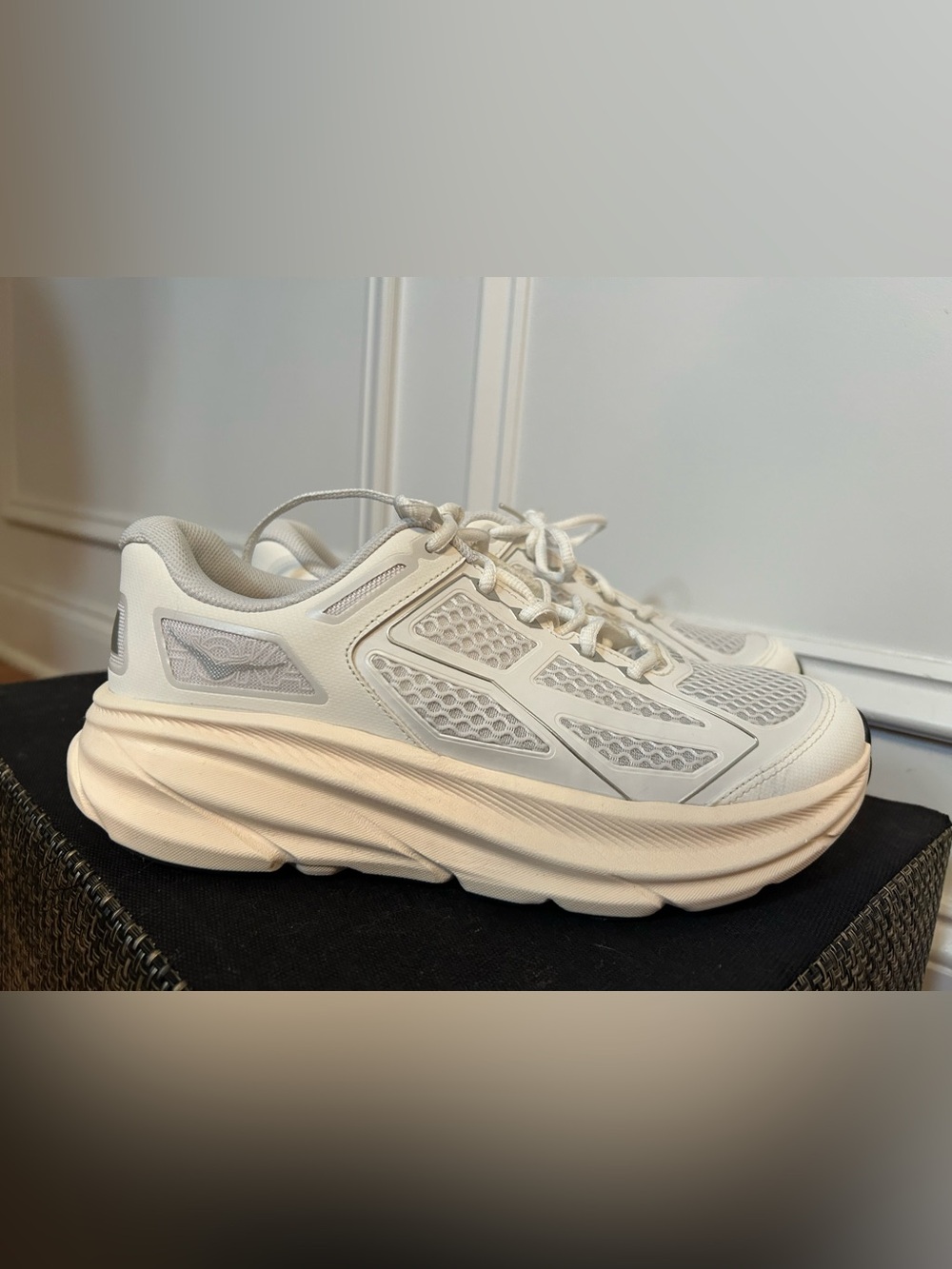 NEW HOKA Clifton One9 Sneakers White athletic shoes women’s size 9 - Picture 8 of 8